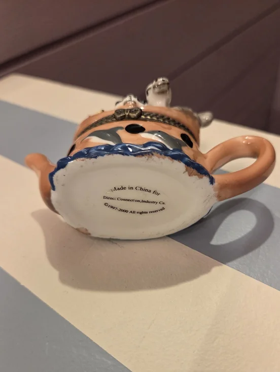 Noah's Ark Trinket Chest Teapot With Little Noah - Picture 4 of 7